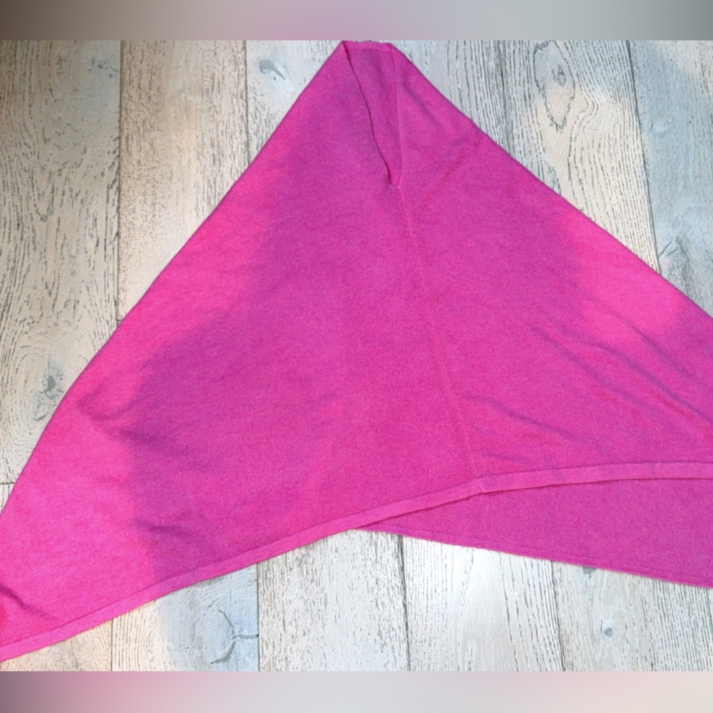 cashmere & wool handmade in Nepal bright pink Poncho pashmina - Picture 7 of 7